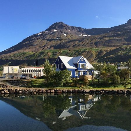 The Old Apothecary Hotel Egilsstadir Exterior photo